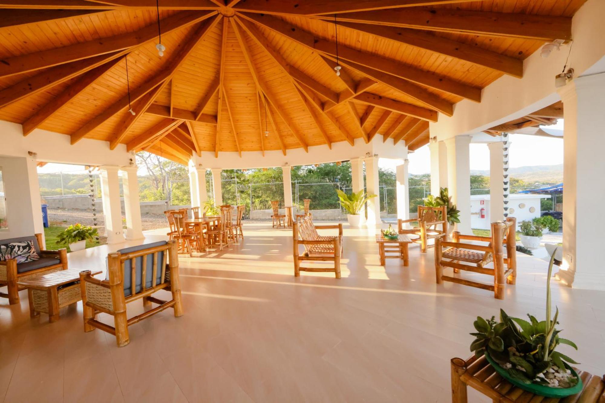 Hotel Don Bululo Camping Lodge Пунта-Русия Экстерьер фото