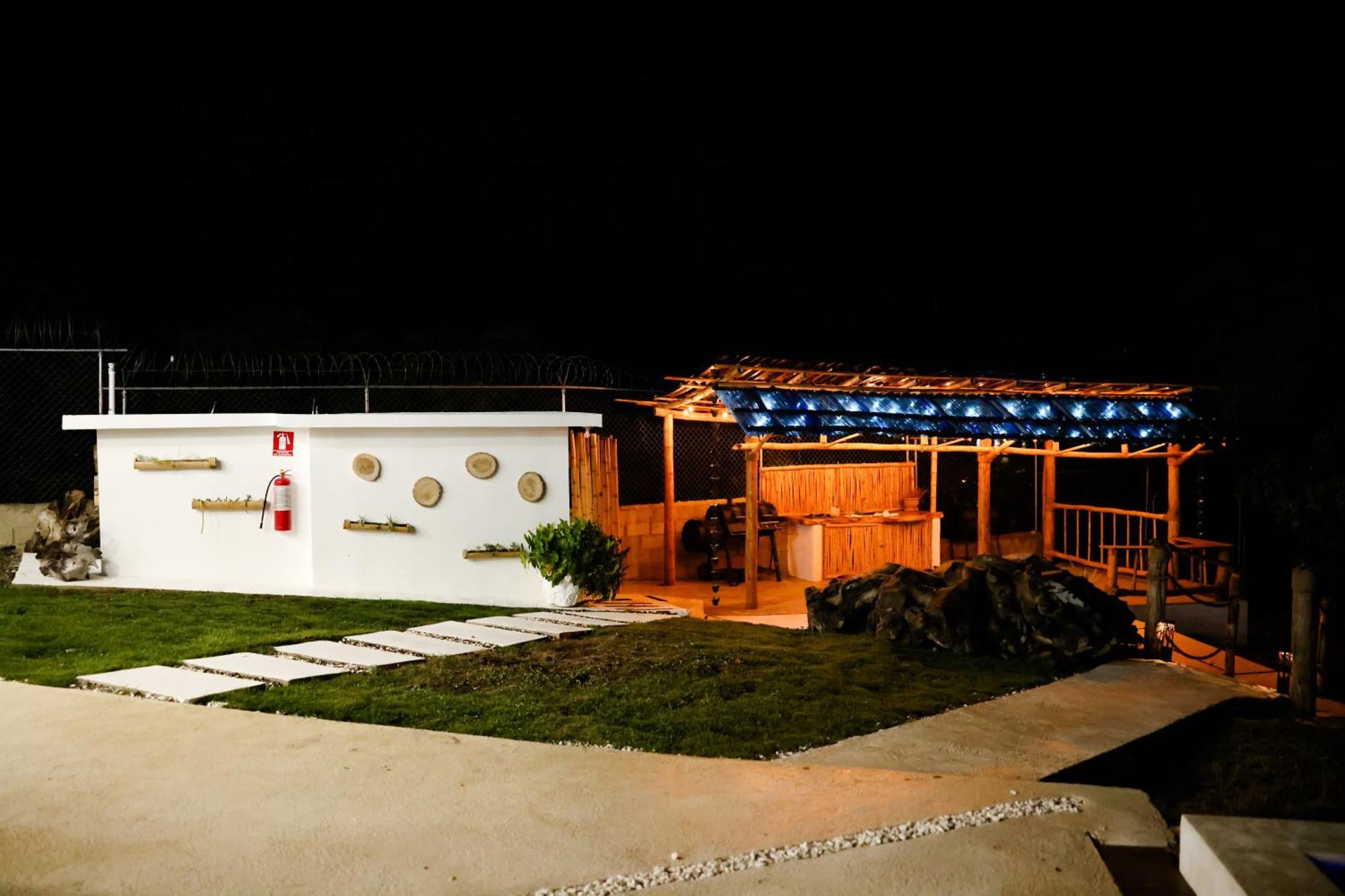 Hotel Don Bululo Camping Lodge Пунта-Русия Экстерьер фото